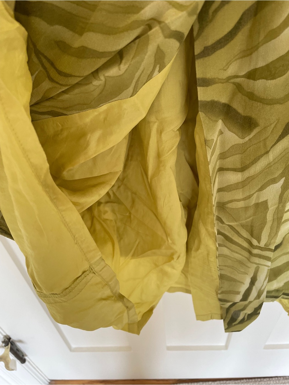 Vintage Silk Abstract Zebra Print Dark Lime Green Chartreuse Midi Dress 90s - Picture 6 of 8